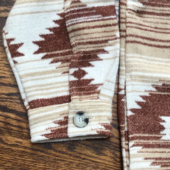 Southwestern Print Jacket - Picture 6 of 8